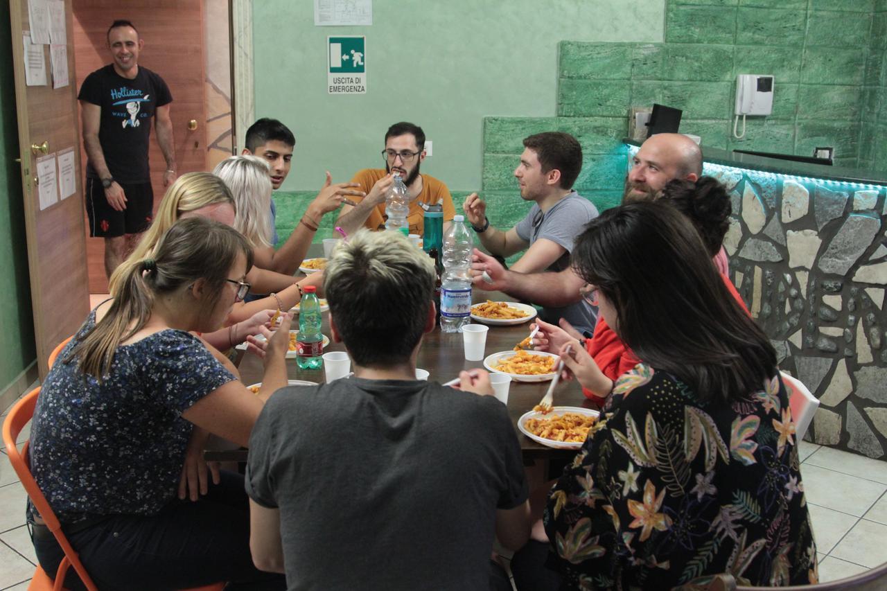 Youth Meeting Home Флоренция Екстериор снимка